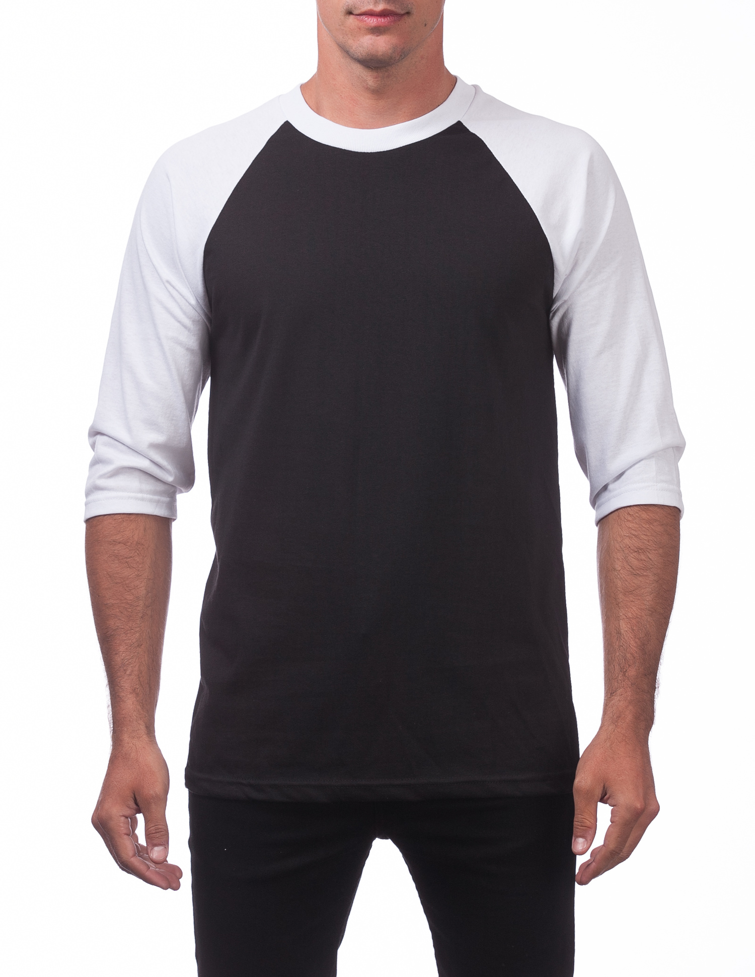 135.BLACK.SNOWWHITE.MAIN